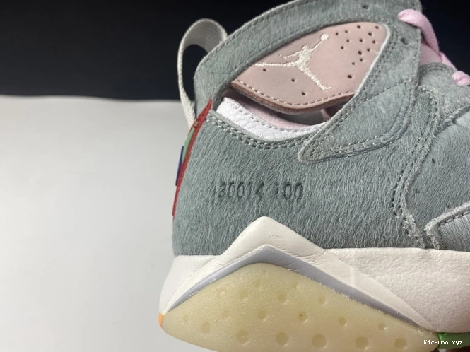 Jordan 7 CT8528-002 Retro Air Neutral Grey 0819